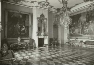 Schloß Sanssouci, Neues Palais, Kleine Friedrichswohnung, Zimmer mit Gemälden