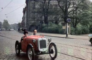 Oldtimer auf der Antonstraße, Nähe Neustädter Bahnhof zur Veteranenrallye in Dresden 1962