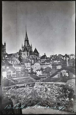 Lausanne. Blick auf die Altstadt mit der Kathedrale Notre-Dame