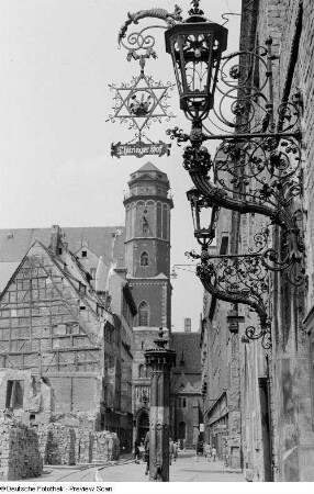 Burgstraße mit Blick auf Thomaskirche