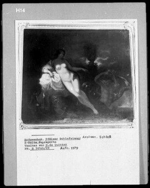 Südseite, Supraporte: Vanitas