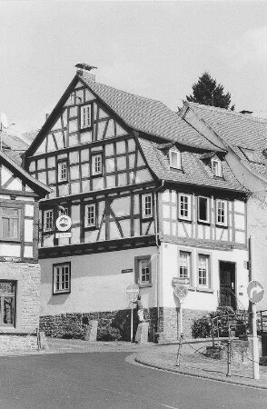 Wohnhaus, Fachwerk; Gelnhausen, Röther Gasse 8