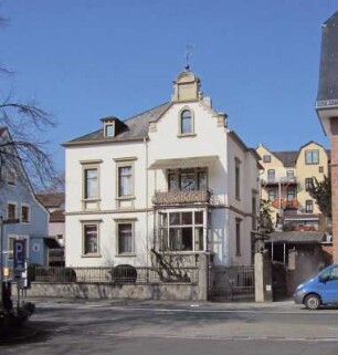 Rüdesheim, Geisenheimer Straße 17