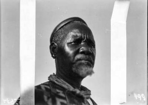 Stammesoberhaupt der Zulu : Oberhaupt bzw. Autoritätsperson der Ethnie der Zulu.