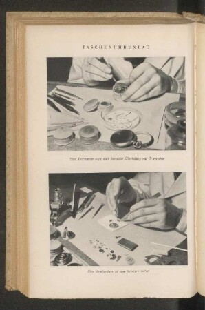 Eine Taschenuhr wird nach beendeter Überholung mit Öl versehen