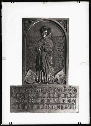 Evangelische Stadtpfarrkirche; Bronzetafel im Chor