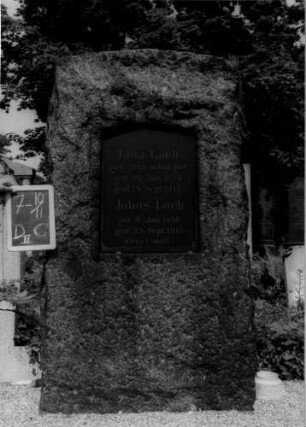 Grabstein D II C/7/10/11