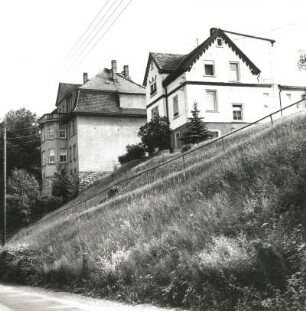 Colditz, Rochlitzer Straße 68 und 66. Villen (um 1910). Straßenansicht