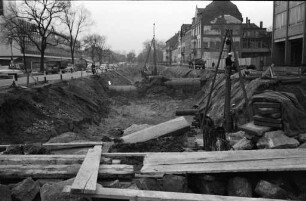 Ausbau und Umbau der Kriegsstraße beim Ettlinger Tor.