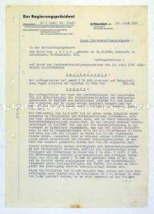 Bescheid über die Zahlung einer Entschädigung für abhanden gekommene Sachen während der Haft unter dem NS-Regime - Personenkonvolut