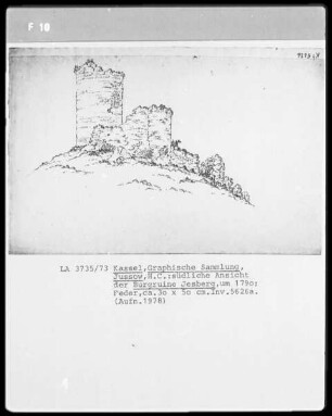 westliche Ansicht der Burgruine Jesberg
