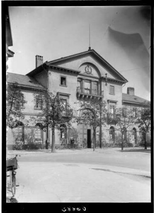 Karlsruhe Münzstätte - Stephanienstraße 28 Außenansicht - Fassade vom Mittelbau