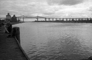 Rendsburg: Nord-Ostsee-Kanal, Hintergrund Hochbrücke
