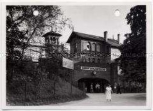 Berlin, Bahnhof Schlachtensee