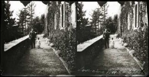 Loverciano, Carlo Brighi und Antonio Lester im Garten der Villa Turconi (?)