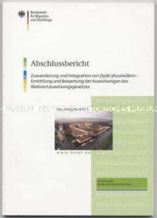Broschüre mit einem Bericht des Bundesamtes für Migration und Flüchtlinge über die Integration von Spät-Aussiedlern