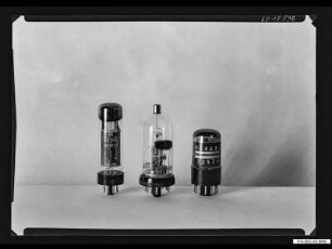 3 Röhren aus DDR-Produktion, Bild 1, Foto 1960