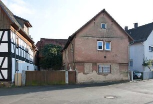 Hungen, An der Kirche 37
