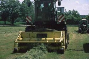 Fotografie: Futtererntetechnik, Feldhäcksler selbstfahrend, Pickup
