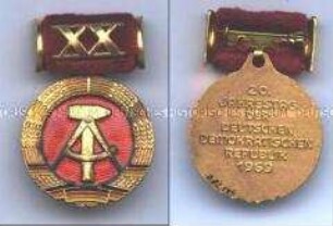 Erinnerungsmedaille zum XX. Jahrestag der DDR