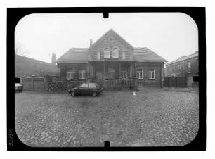 Kremmen, Kirchplatz. Wohnhaus. Straßenfront