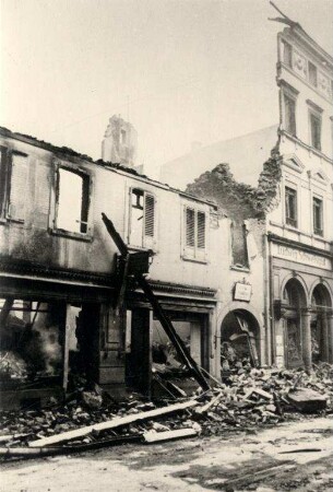 Zerstörungen Zweiter Weltkrieg. Erbprinzenstraße 4-6