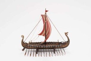 Modell eines Wikingerschiffes