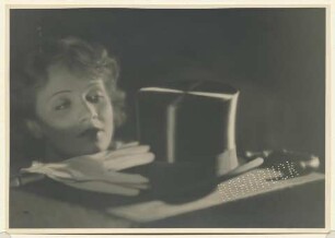Marlene Dietrich (Berlin, 1929) (Archivtitel)