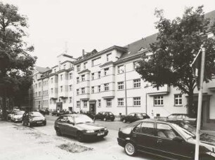 Wohnhaus : Wohnhauszeile der Wohnanlage des Bauvereins zur Beschaffung preiswerter Wohnungen in Leipzig