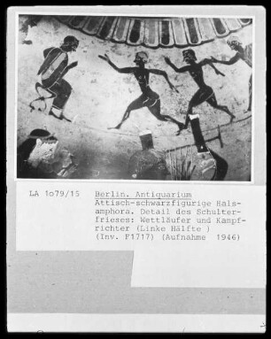 Halsamphora — Apollo zwischen Leto und Artemis — Laufende Männer