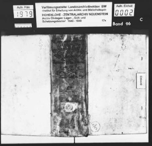 Lager- und Gültbuch über Hollenbach mit Seelach, Ozendorf und Althollenbach, renoviert durch Johann Christoph Anns, Amtskeller zu Künzelsau, Johann Lorenz Landbeck, Vogt zu Schrozberg, Georg Steinbrenner, ehemaliger Vogt zu Schrozberg, und Johann Friedrich Georg Koch, Amts- und Stadtschreiber zu Forchtenberg.