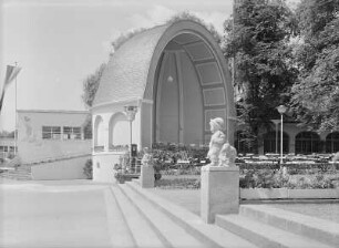 Dresden. Goßer Garten. Reichsgartenschau, 1936. Blick zum Konzertpavillon