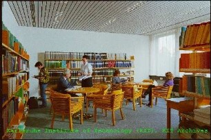 Handbibliothek der Schule für Kerntechnik (SKT)
