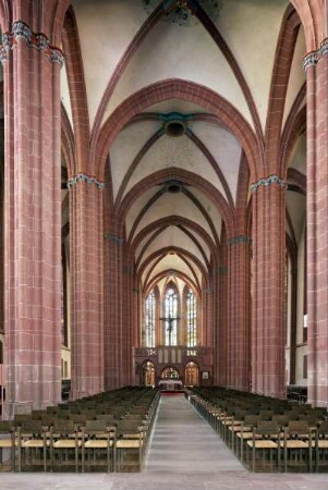 Evangelische Stadtpfarrkirche Unserer Lieben Frau — Langhaus