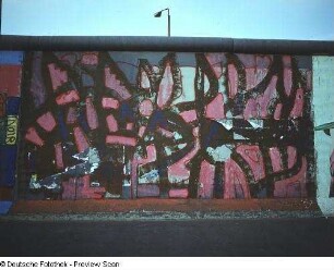 Ohne Titel : Ohne Titel. Motiv der East side Gallery nach Bild 65