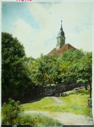 Langenhennersdorf, Blick zur Dorfkirche