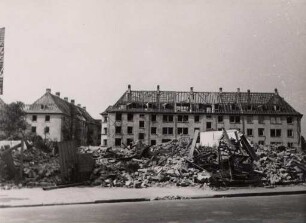Zerstörungen Zweiter Weltkrieg. Hardtstraße