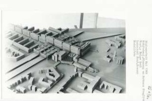 Städtebauliche Planung Rathaus Steglitz, Berlin-Steglitz (Diplomarbeit bei Willy Kreuer): Modellfoto