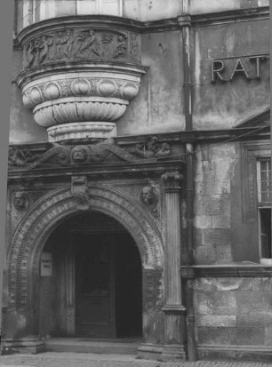 Altenburg (Thüringen), Rathaus, Portal