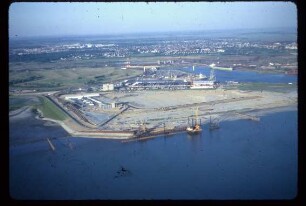 Containerterminal CT I im Bau/Bremerhaven/Weser