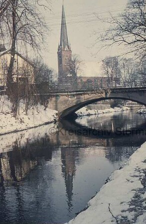 Beste: hinten rechts Brücke der Kurparkallee: links hinter Baum Wohnhaus: hinten Mitte Peter-Paul-Kirche