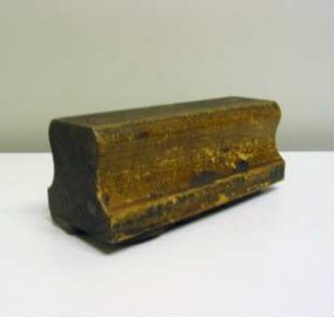 Stempel mit Palmzweig- und Kreuzmotiv