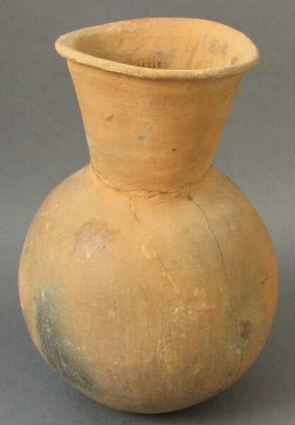 Clay vessel