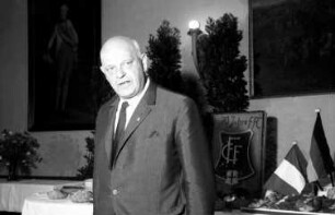 Freiburg: Kaufhaussaal; Vizepräsident Krause, Straßburg