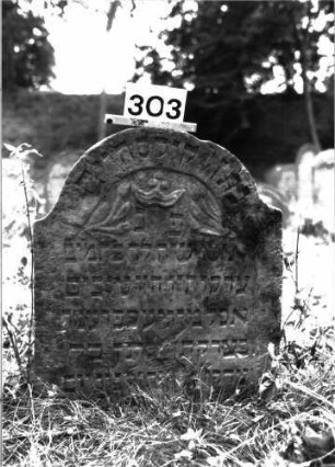 Grabstein 303