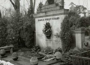 Wandgrabmal der Familie Krahn