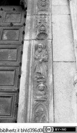 Dekorative Portalrahmung, Linker Rahmenpilaster, Die heilige Maria Magdalena