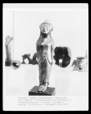 etruskische Votivstatuette