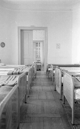 Ausbildung im Schreinerhandwerk im Erziehungsheim Stutensee.