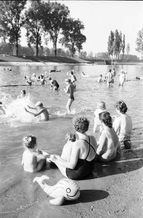 Rekord-Badebetrieb in den Karlsruher Freibädern.